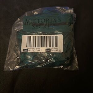 Victoria's Secret Green Plaid sz Medium Boyshort Underwear